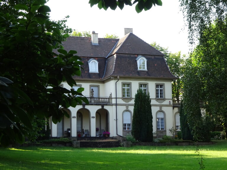 Villa Weisdorff, Büro, Anwalt Jager, Rechtsbeistand, Deutsches und Französisches Recht, Kanzlei Jager